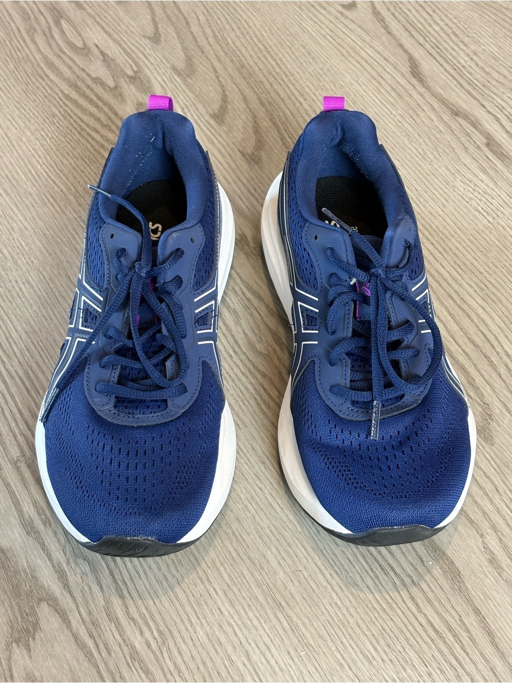 ASICS gel-contend Navy Blue size 9